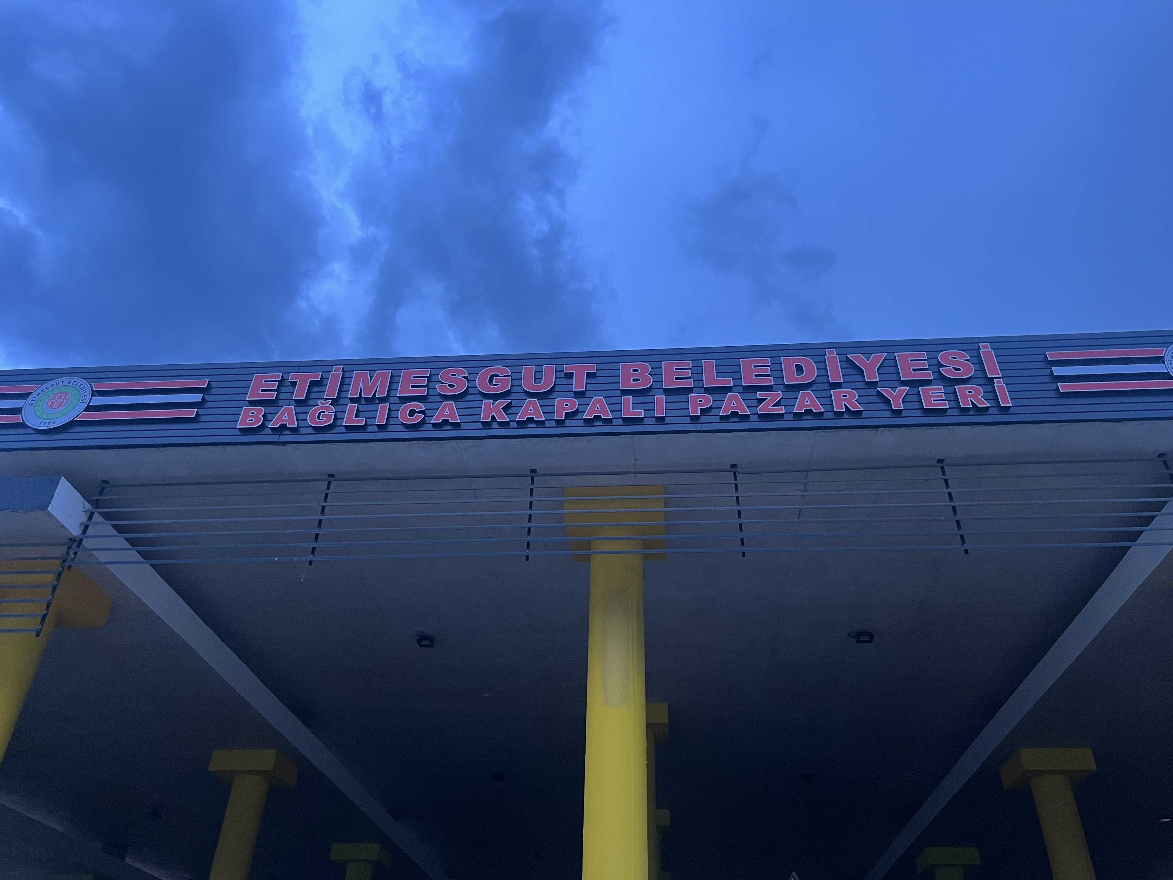 Bağlıca Kapalı Pazar Yeri