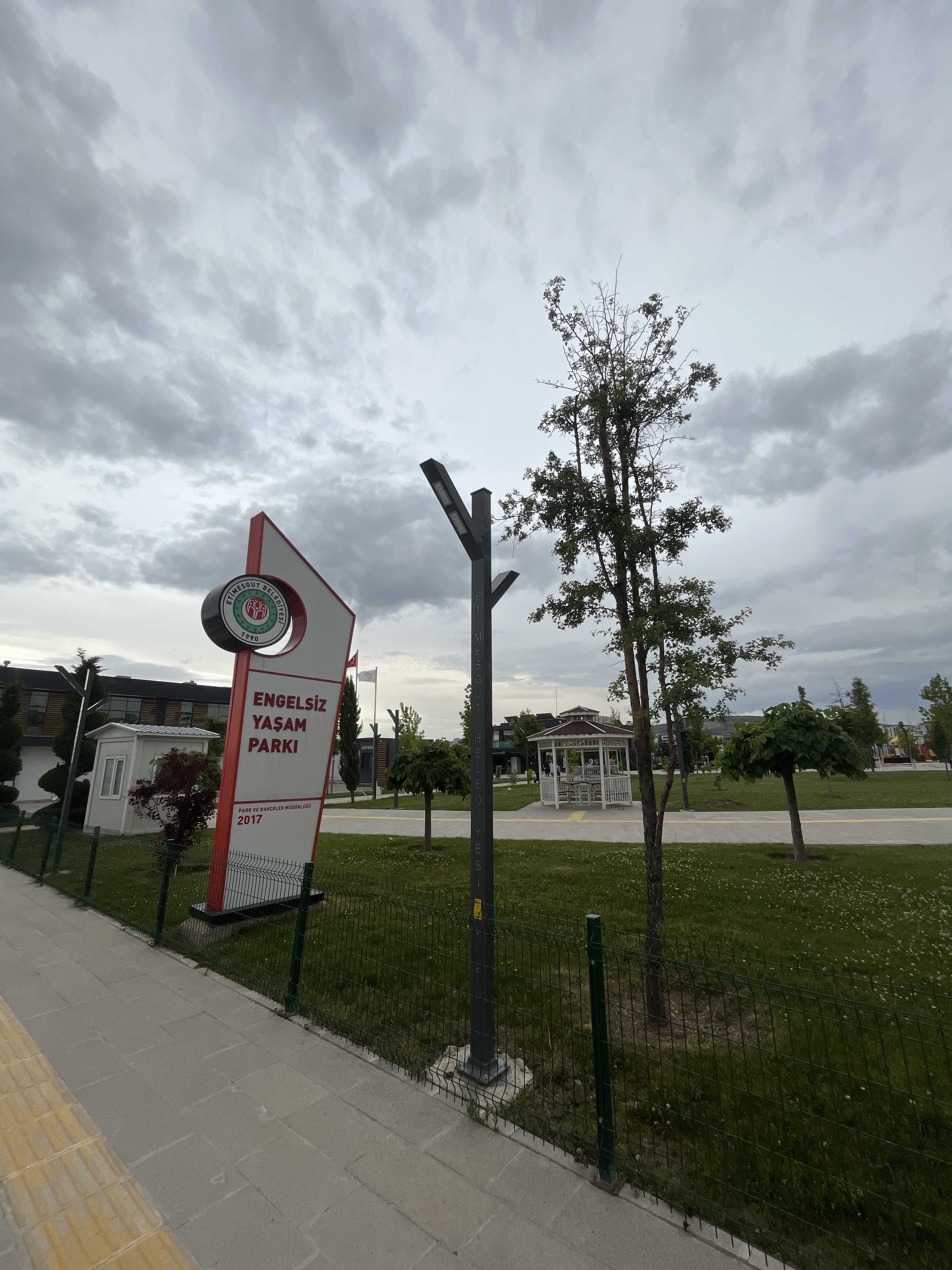 Engelsiz Yaşam Parkı