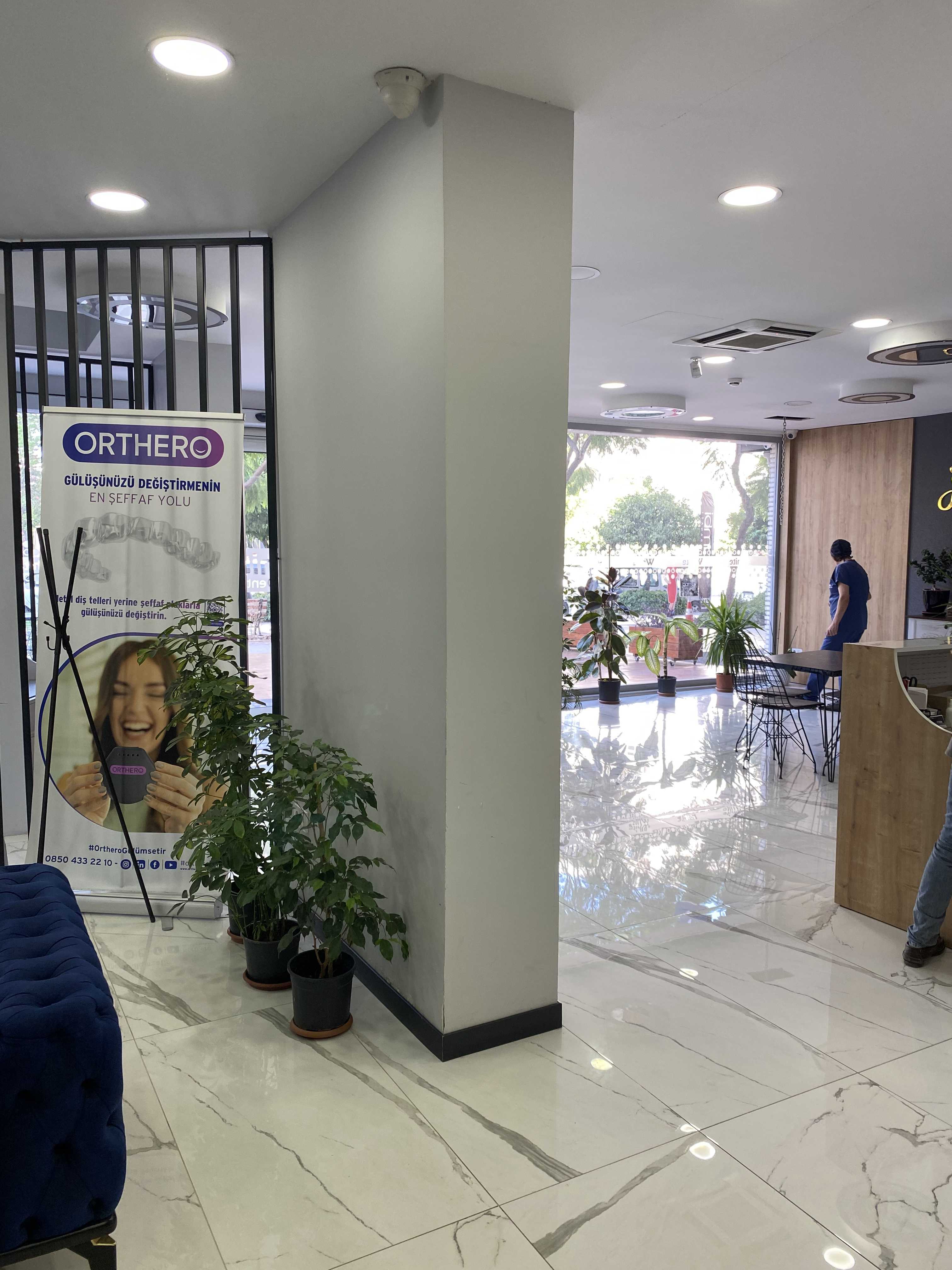 Özel Adana White Dental Clinic Ağız ve Diş Sağlığı Polikliniği