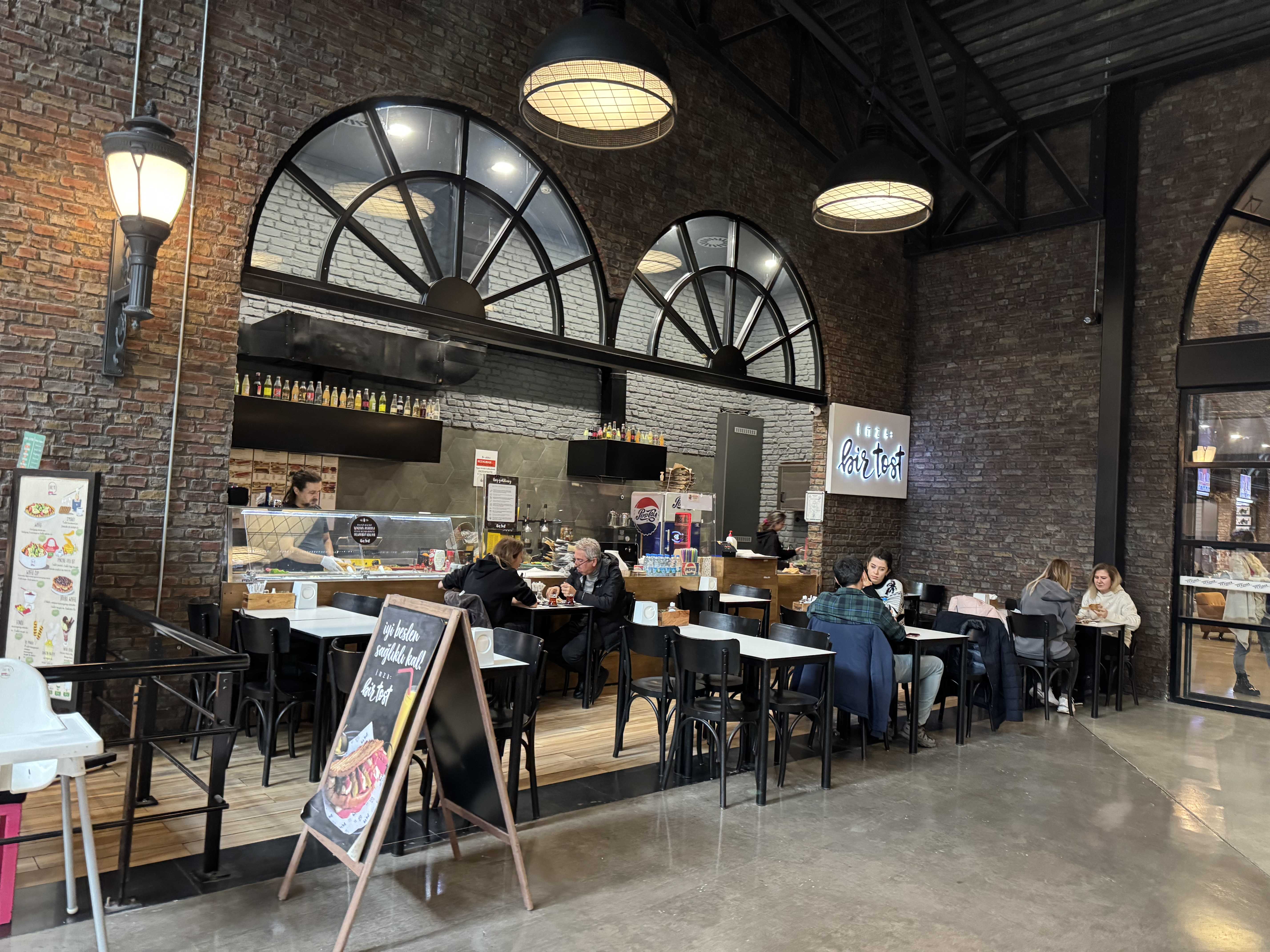 İmza Bi’ Tost Bilkent Station