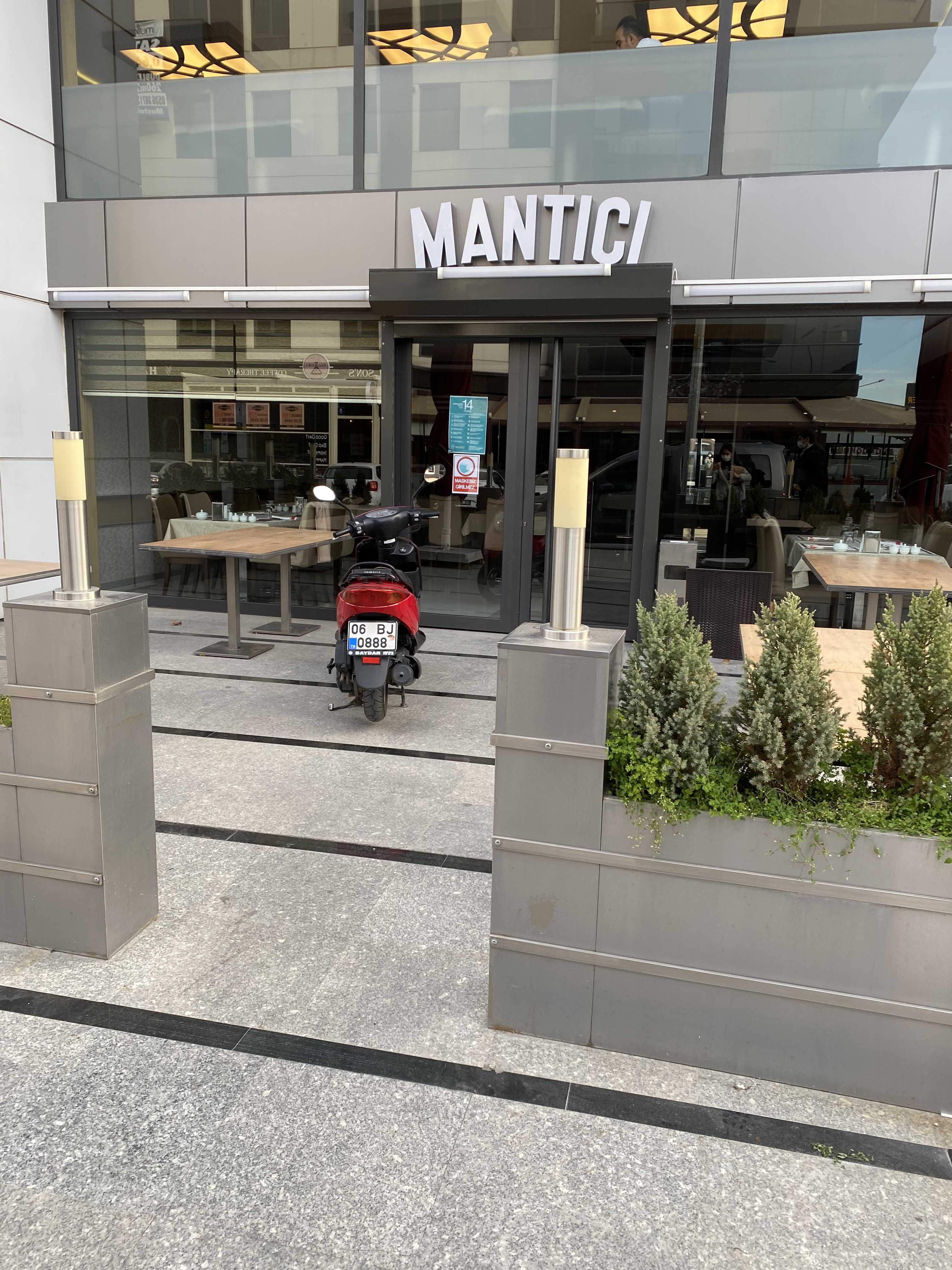 Meşhur Tepsi Mantıcı