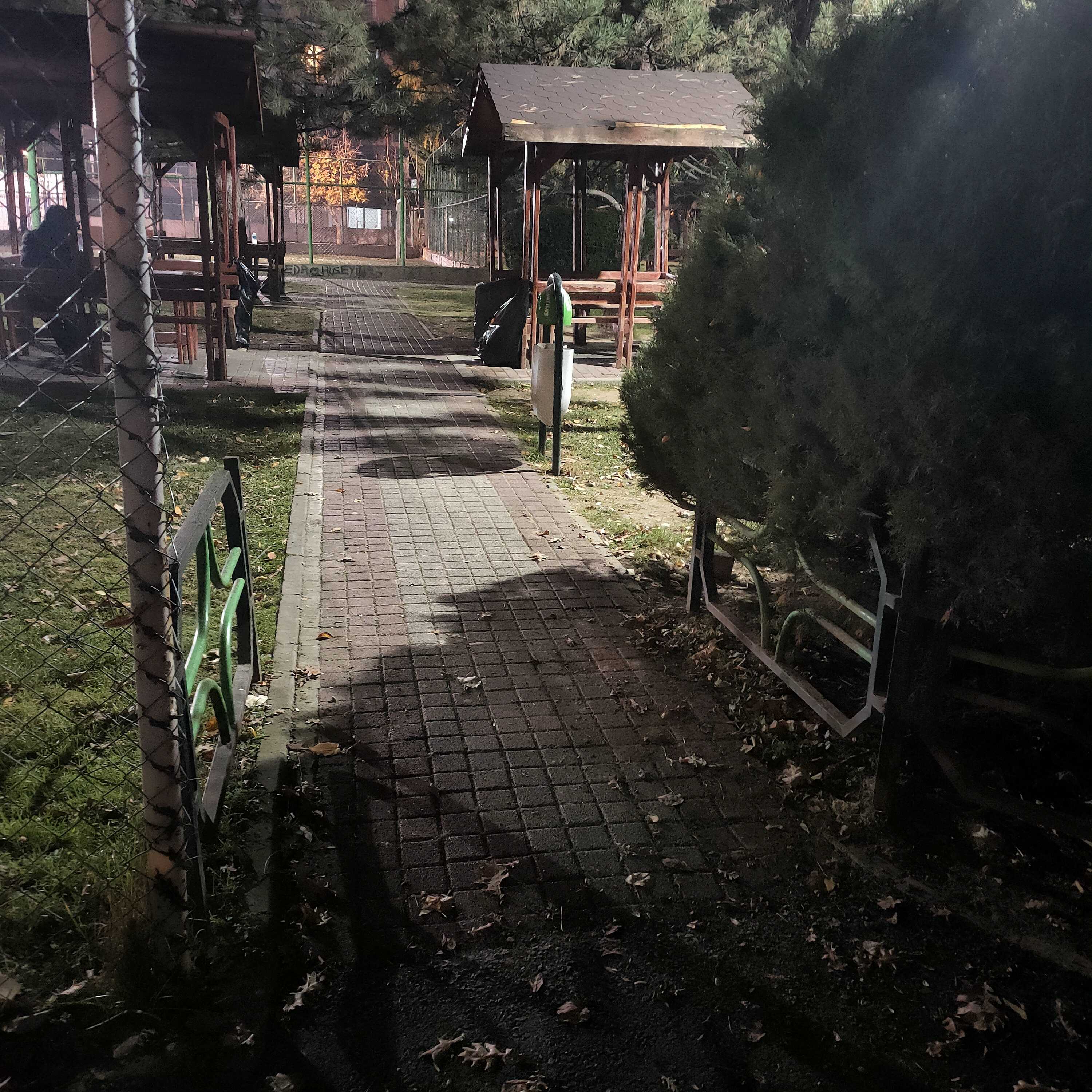 Tepebaşı belediyesi köpek parkı