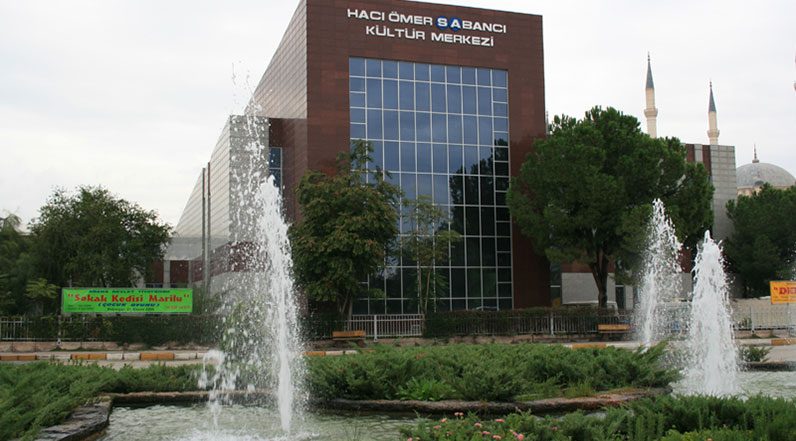 Hacı Ömer Sabancı Kültür Merkezi